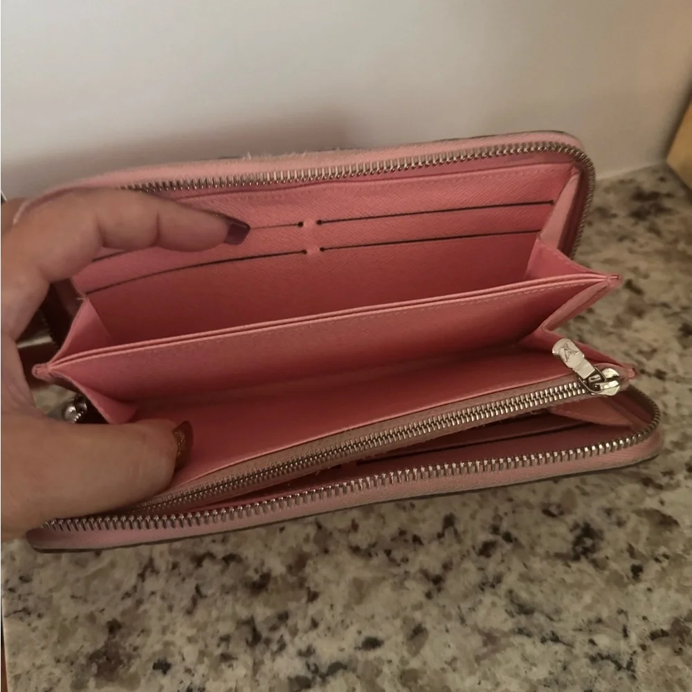 Louis Vuitton EPI Pink Zippy Long Wallet Chain & Flower Pattern